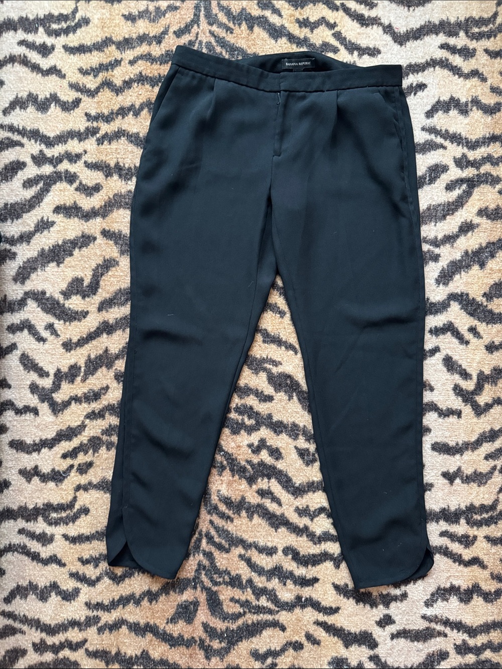 Low rise ankle dress pants size 2